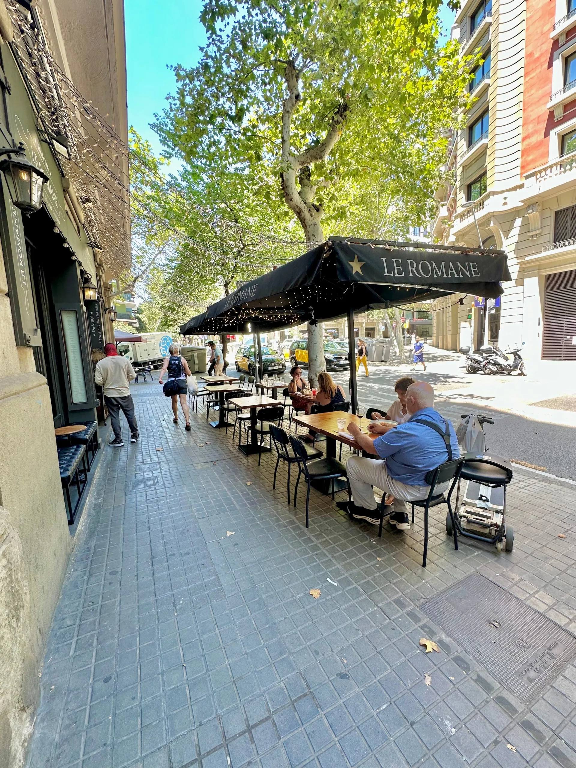 Le Romane - restaurant photos - 8