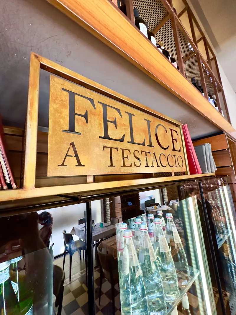 Felice a Testaccio - other photos - 11 Felice a Testaccio - other photos - 11