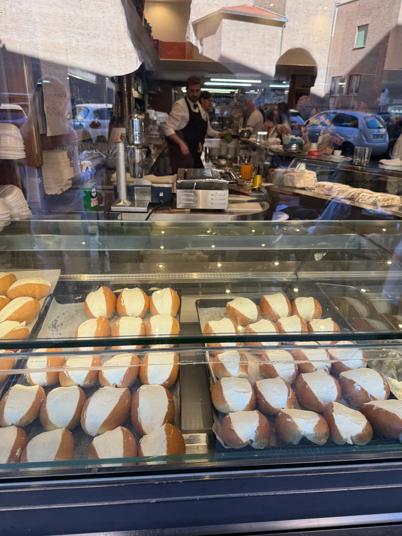 Pasticceria Bar Romoli - restaurant photos - 2