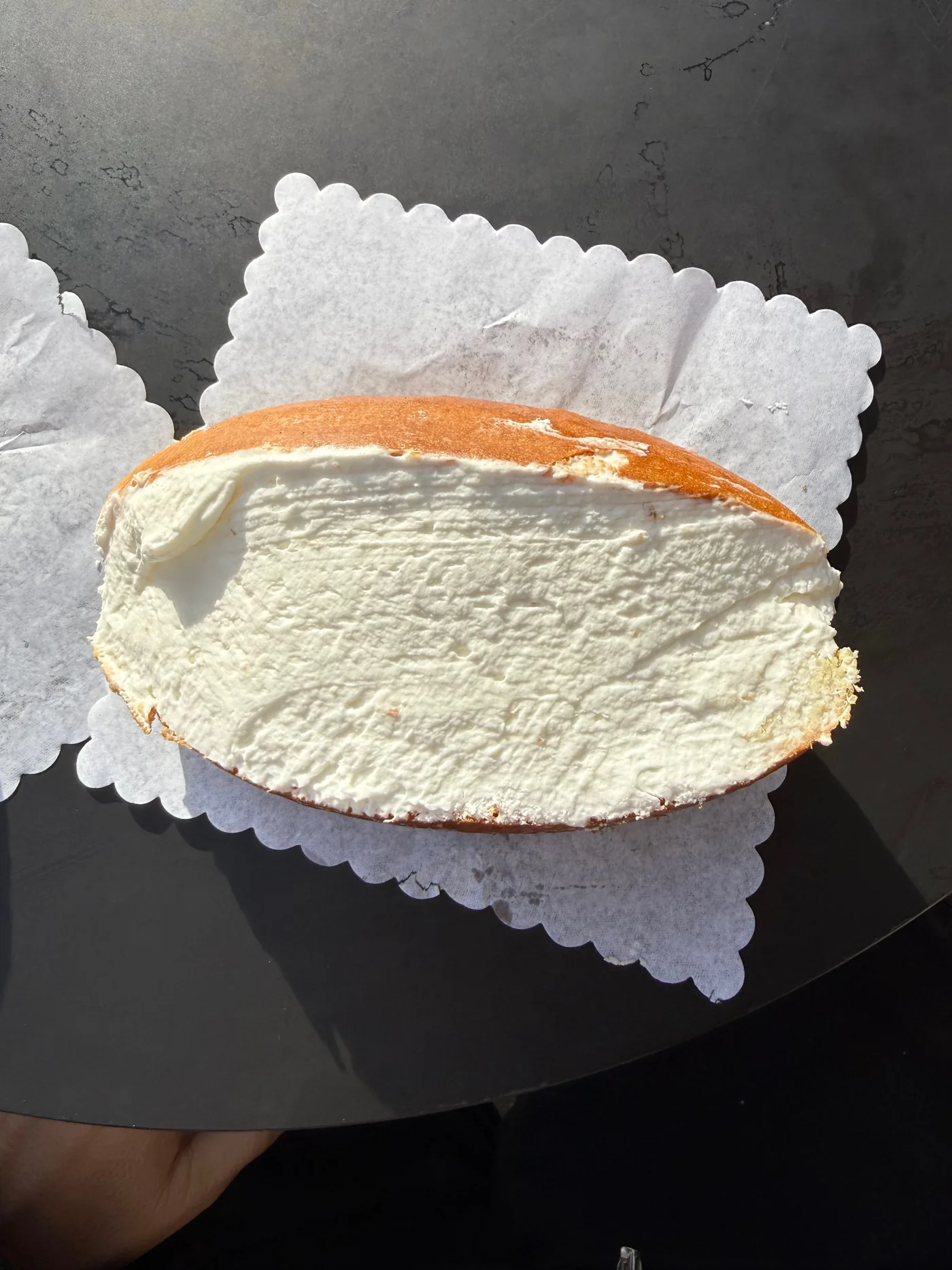 Maritozzo with whipped cream - Il Maritozzaro