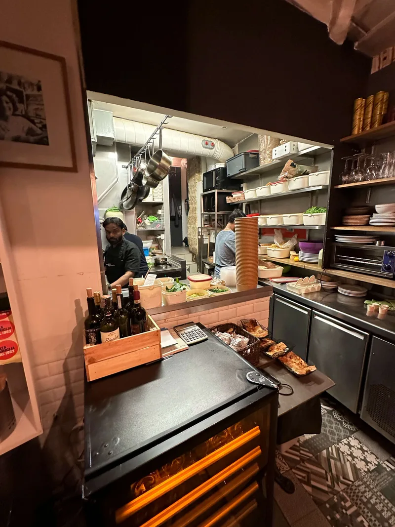 Trattoria Enza Famiglia - अन्य तस्वीरें - 1