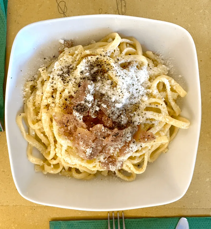 Gricia pasta - Osteria La Sol Fa