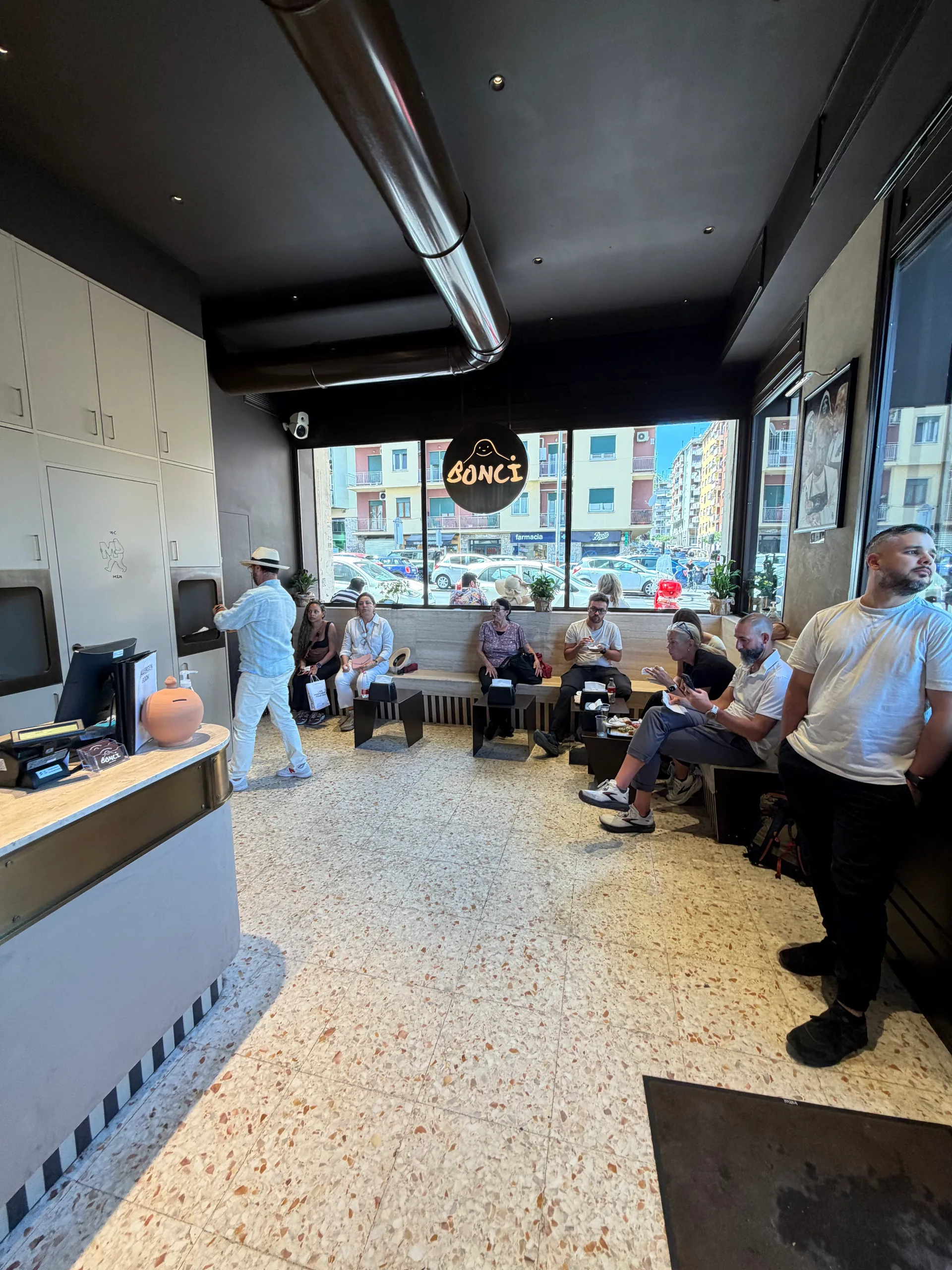 Pizzarium - restaurant photos - 7