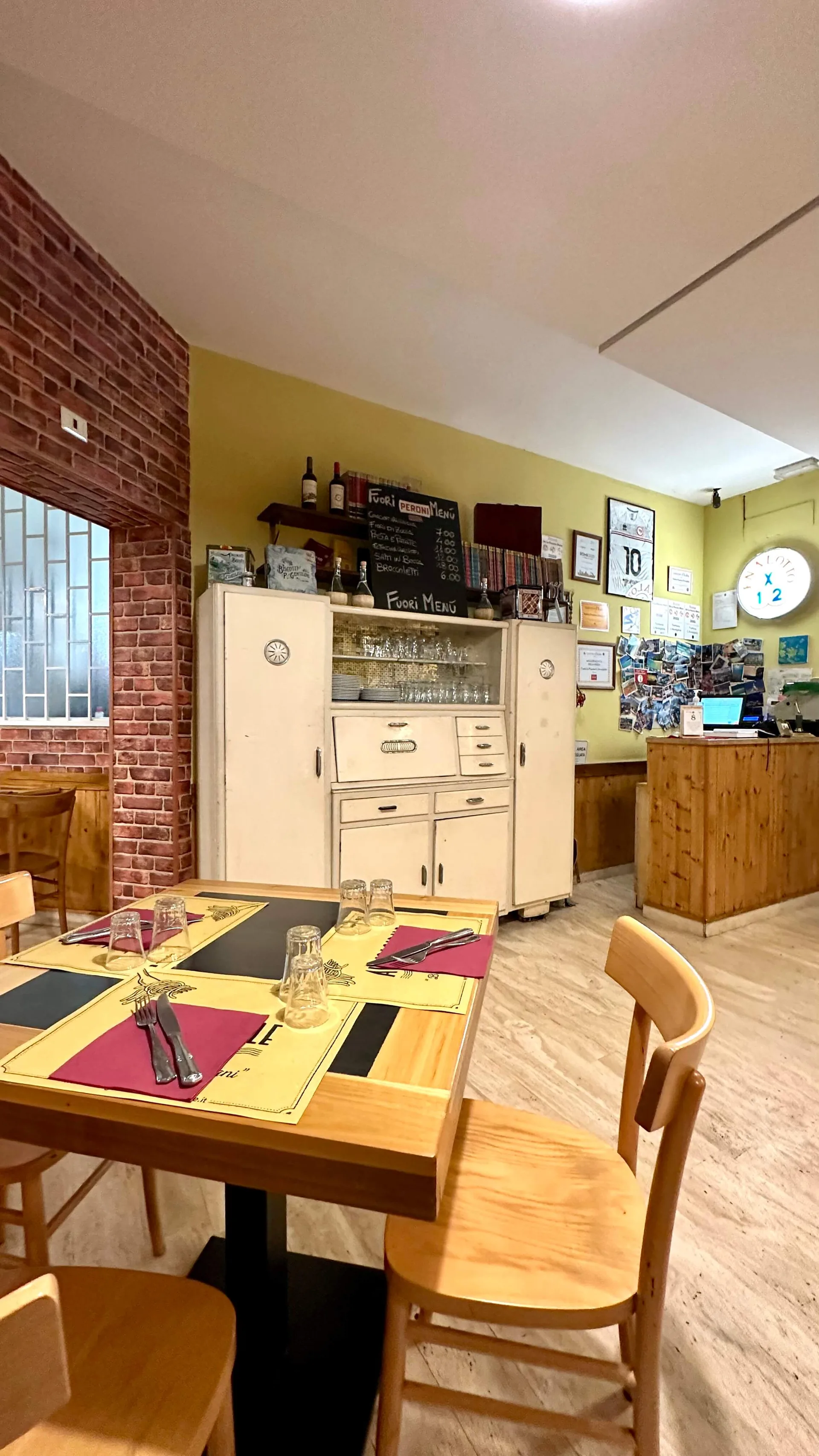 Trattoria L'avvolgibile - foto del locale - 3