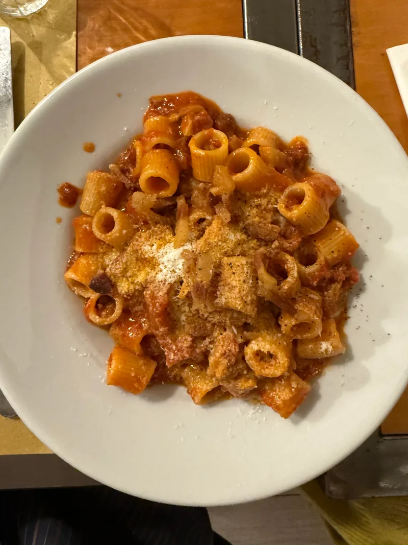 أماتريتشيانا - Lo'steria