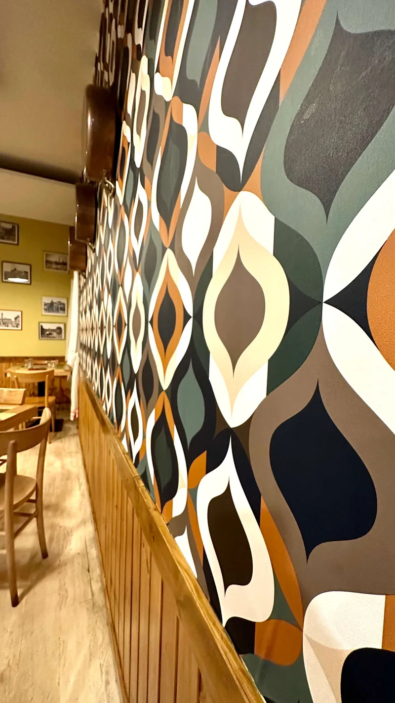 Trattoria L'avvolgibile - restaurant photos - 2