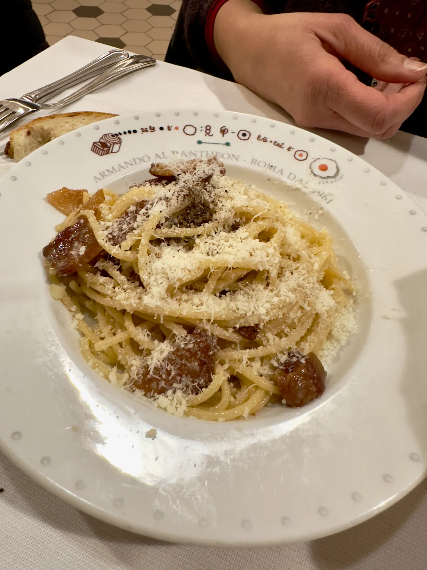 Gricia pasta - Armando al Pantheon